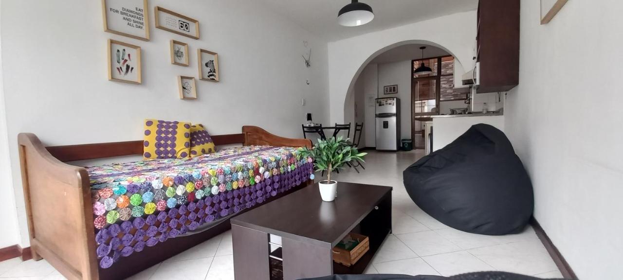Apartment in El Poblado near everything in a quiet area Medellín Exterior foto